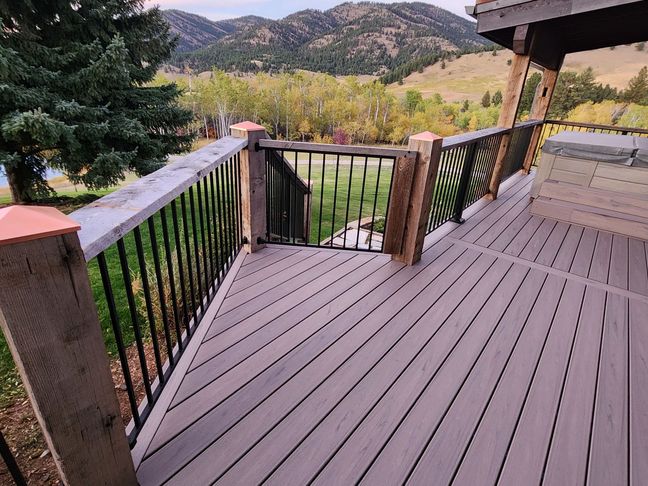 Finished composite deck in Gallatin Gateway